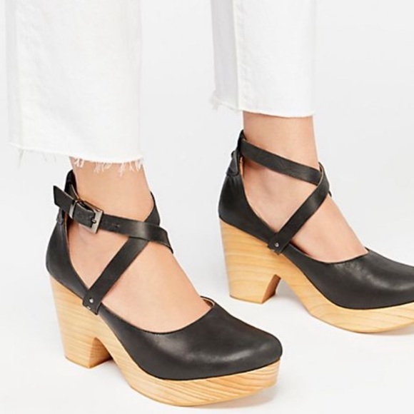 Free People Buena Vista Clog NWOT - Picture 3 of 8